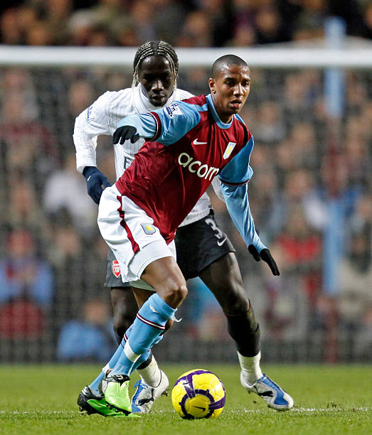 以挖掘其背 以挖掘其背