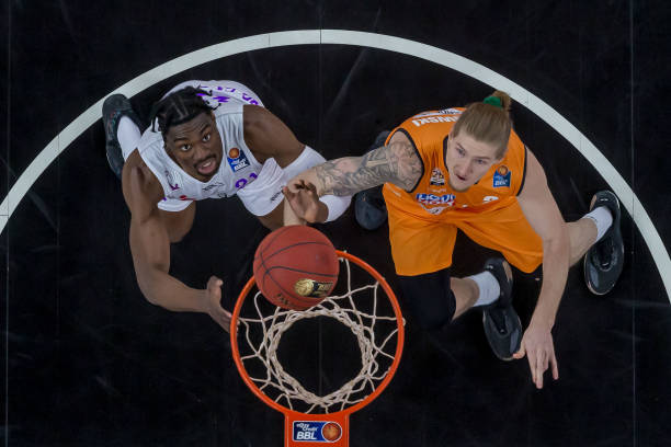 勇士的这一 勇士的这一