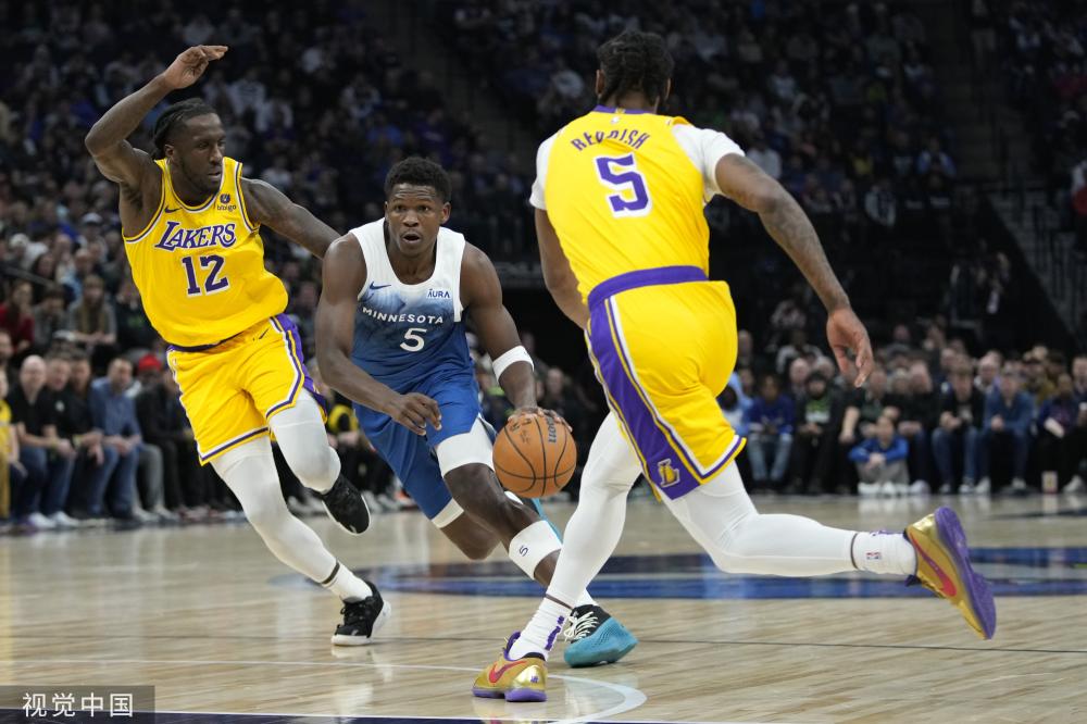 中曾闯入决 中曾闯入决